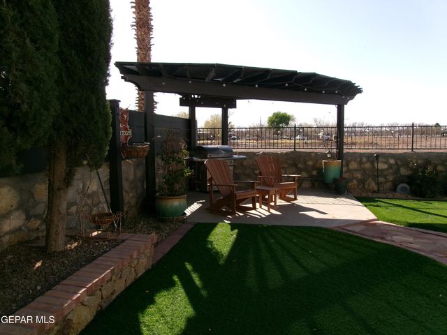 5833 Angel Street, El Paso, TX 79932