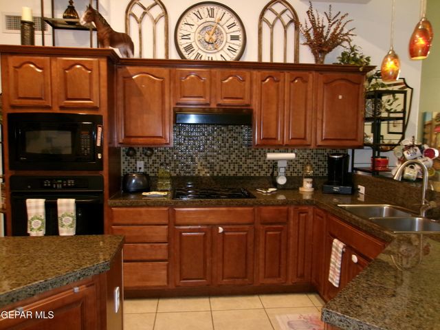 5833 Angel Street, El Paso, TX 79932