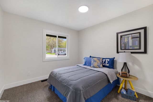 32620 Coach Drive, Chesterfield, MI 48047