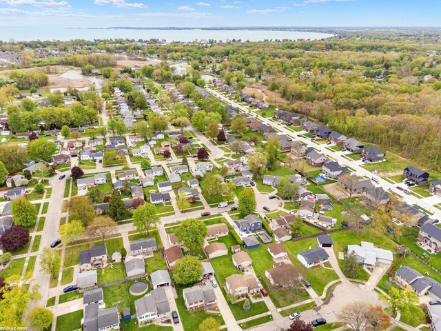 32620 Coach Drive, Chesterfield, MI 48047