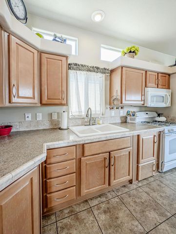 70200 Dillon Road 657, Desert Hot Springs, CA 92241