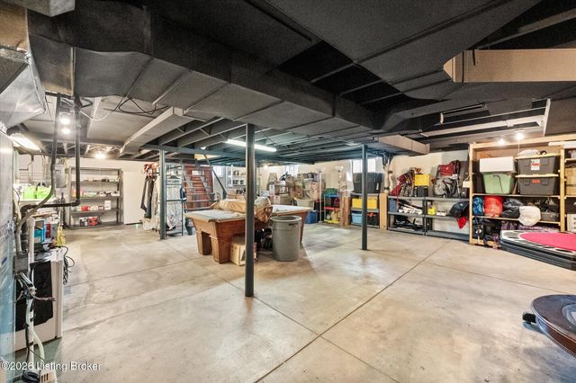 2210 Wadsworth Ave, Louisville, KY 40205