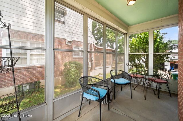 2210 Wadsworth Ave, Louisville, KY 40205