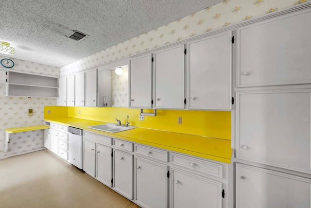 2304 Stutz Place, Midland, TX 79705