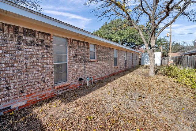 2304 Stutz Place, Midland, TX 79705