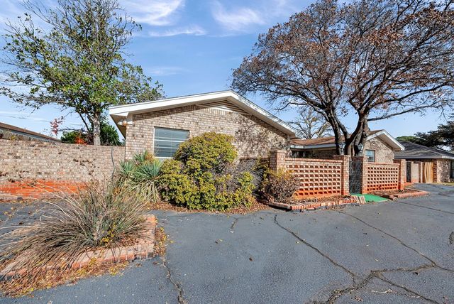 2304 Stutz Place, Midland, TX 79705