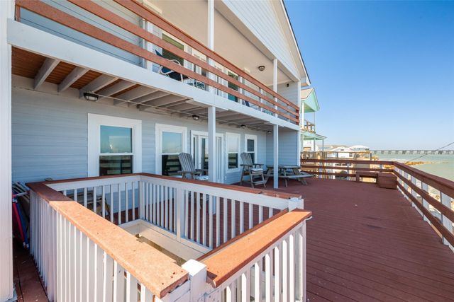 13022 Jolly Roger Drive, Freeport, TX 77541