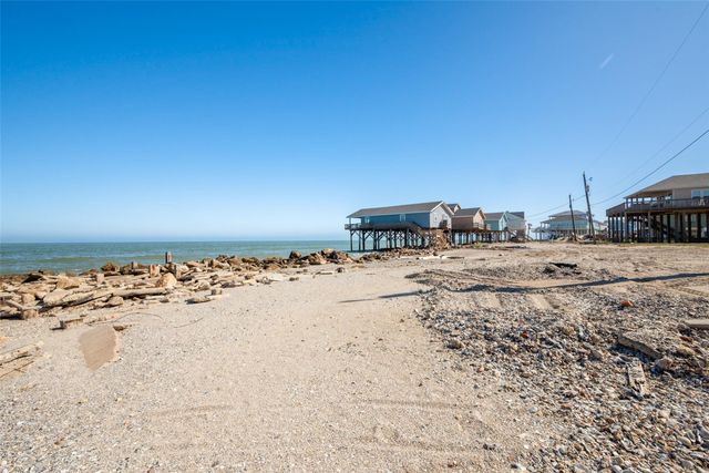 13022 Jolly Roger Drive, Freeport, TX 77541