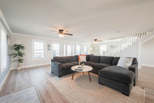 13022 Jolly Roger Drive, Freeport, TX 77541