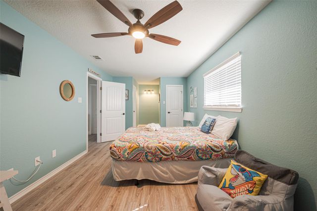 13022 Jolly Roger Drive, Freeport, TX 77541