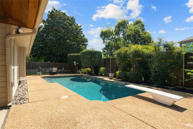 3409 Spring Willow Drive, Grapevine, TX 76051