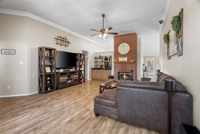 3409 Spring Willow Drive, Grapevine, TX 76051