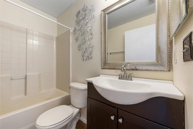 1032 BLOOMINGDALE DRIVE, Davenport, FL 33897