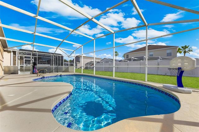 1032 BLOOMINGDALE DRIVE, Davenport, FL 33897