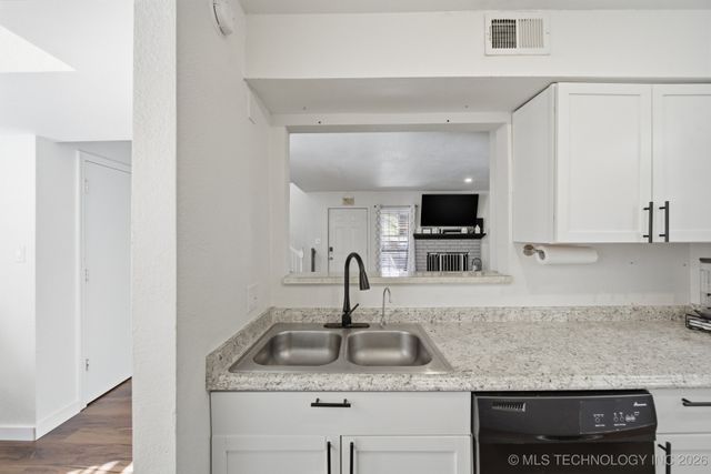 2850 E 90th Street 1208, Tulsa, OK 74137