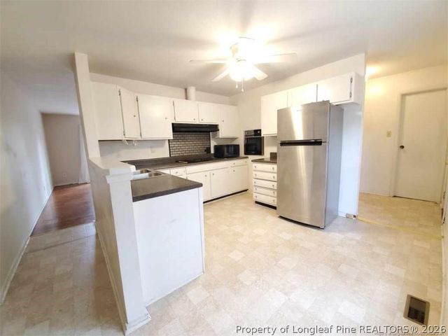 1810 Wendover Drive, Fayetteville, NC 28304