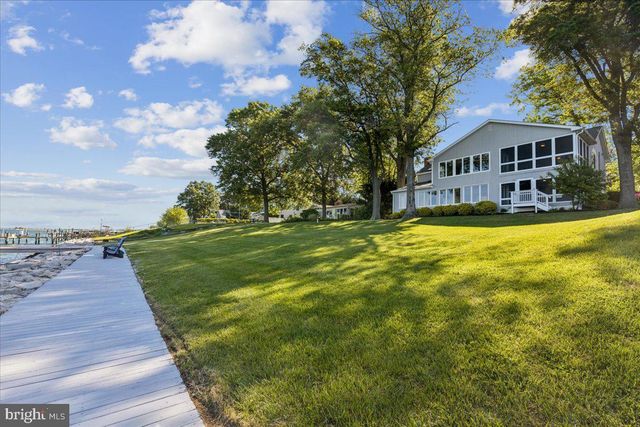 702 BAYSIDE DR, Stevensville, MD 21666