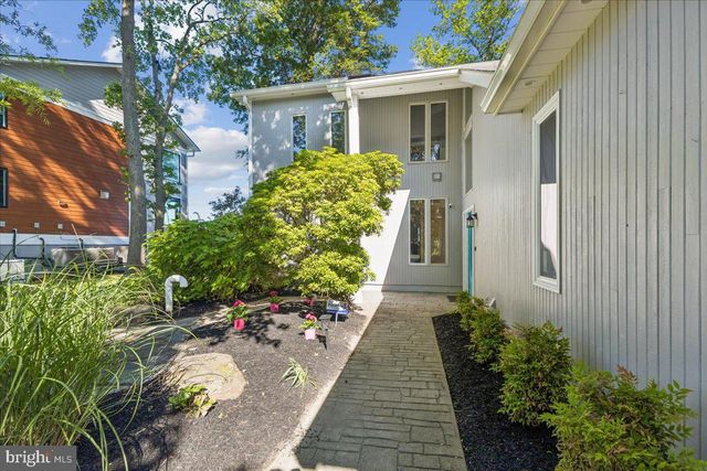 702 BAYSIDE DR, Stevensville, MD 21666