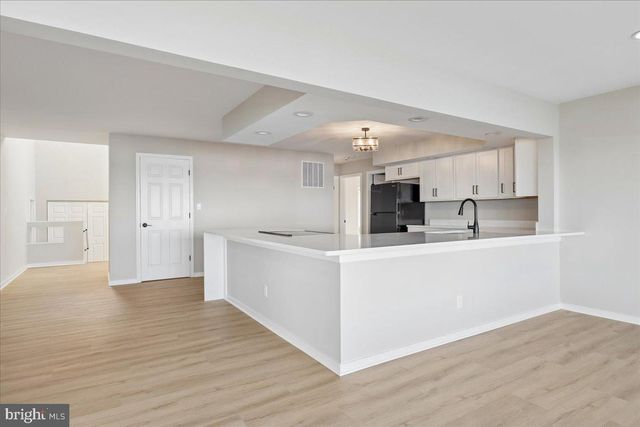702 BAYSIDE DR, Stevensville, MD 21666
