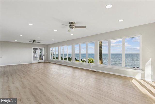 702 BAYSIDE DR, Stevensville, MD 21666