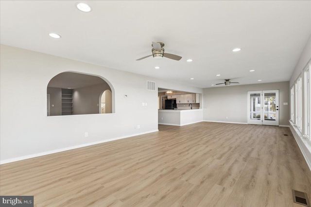 702 BAYSIDE DR, Stevensville, MD 21666