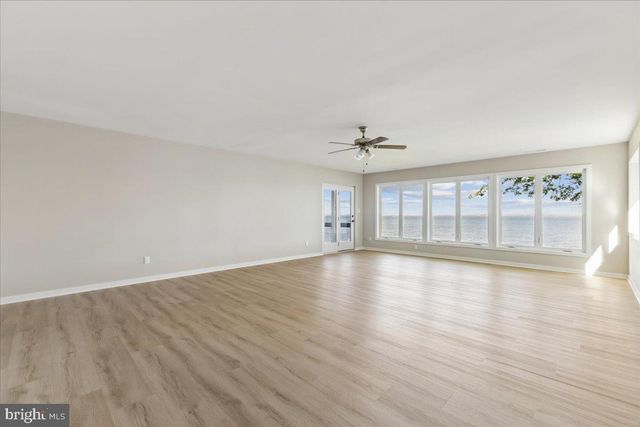 702 BAYSIDE DR, Stevensville, MD 21666