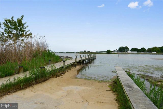 702 BAYSIDE DR, Stevensville, MD 21666