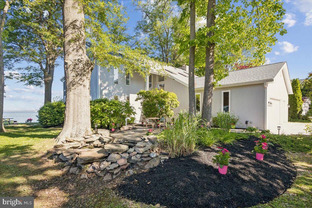 702 BAYSIDE DR, Stevensville, MD 21666