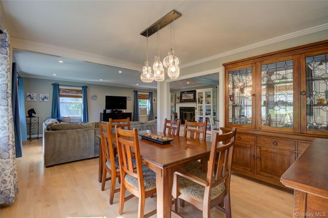 54 Clearview Circle, Hopewell Junction, NY 12533