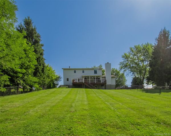 54 Clearview Circle, Hopewell Junction, NY 12533