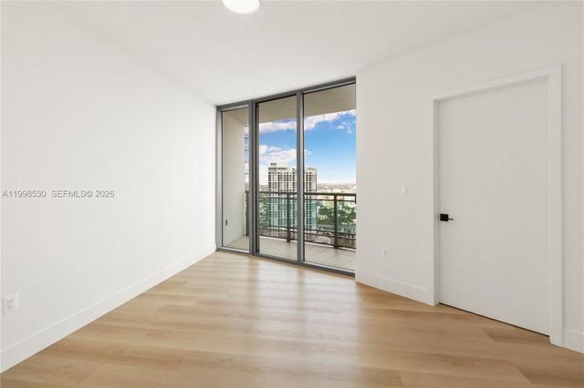 350 S Miami Ave 3413, Miami, FL 33130