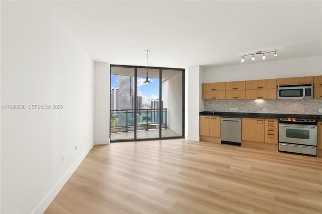 350 S Miami Ave 3413, Miami, FL 33130