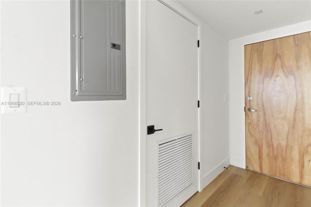 350 S Miami Ave 3413, Miami, FL 33130