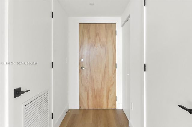 350 S Miami Ave 3413, Miami, FL 33130