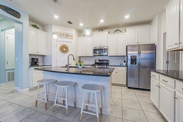 9071 PLEASANT WOODS DRIVE, Land O Lakes, FL 34637