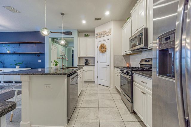 9071 PLEASANT WOODS DRIVE, Land O Lakes, FL 34637