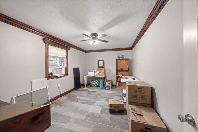 6742 Dusty Lane, Conroe, TX 77306