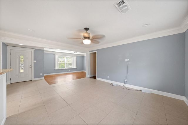 6742 Dusty Lane, Conroe, TX 77306