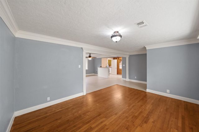 6742 Dusty Lane, Conroe, TX 77306