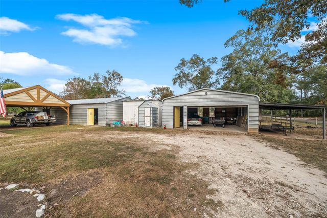 6742 Dusty Lane, Conroe, TX 77306