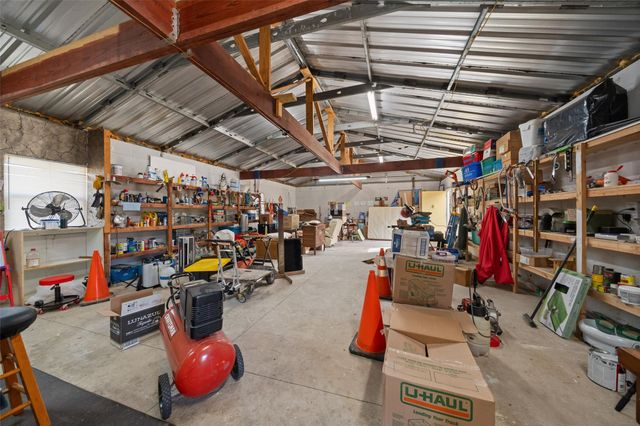 6742 Dusty Lane, Conroe, TX 77306