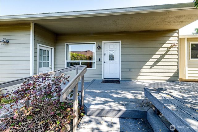 618 E Whidby Avenue, Port Angeles, WA 98362