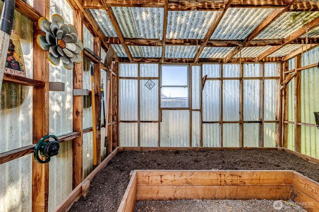 618 E Whidby Avenue, Port Angeles, WA 98362