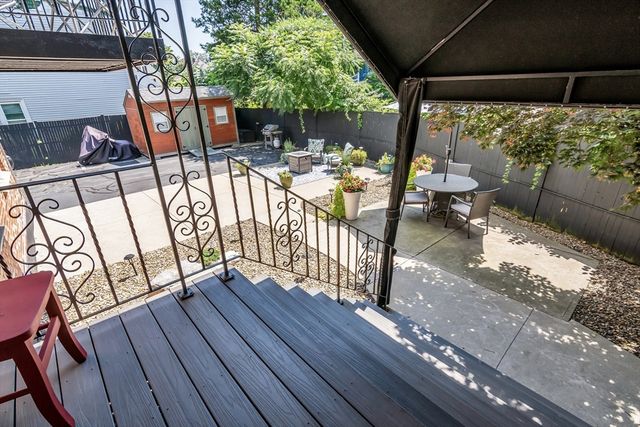 31 Symonds St 18, Salem, MA 01970