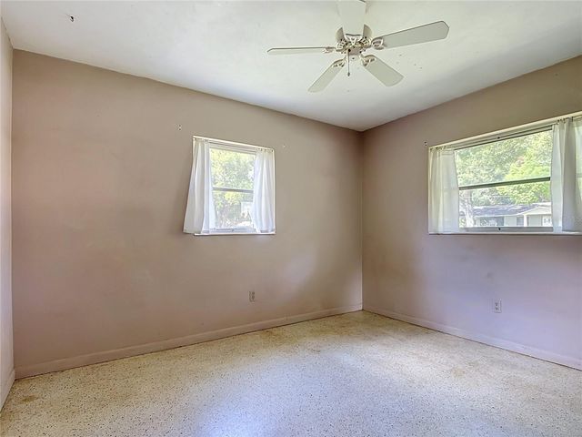 220 PINEHURST DR, Auburndale, FL 33823