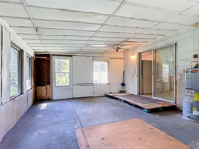 220 PINEHURST DR, Auburndale, FL 33823