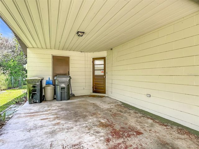 220 PINEHURST DR, Auburndale, FL 33823