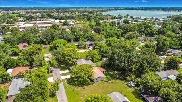 220 PINEHURST DR, Auburndale, FL 33823