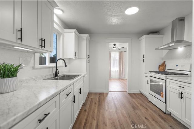 500 Jefferson Street, Bakersfield, CA 93305