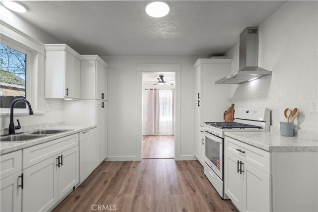 500 Jefferson Street, Bakersfield, CA 93305